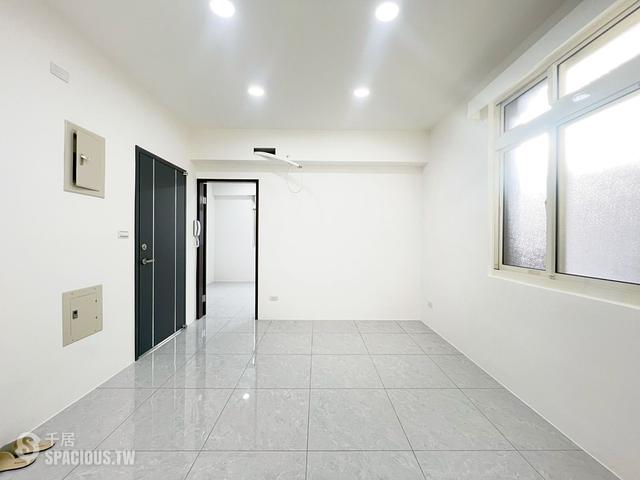 Luzhou - No. XXX號, Xinyi Rd, Luzhou District, New Taipei City, Taiwan 247 01