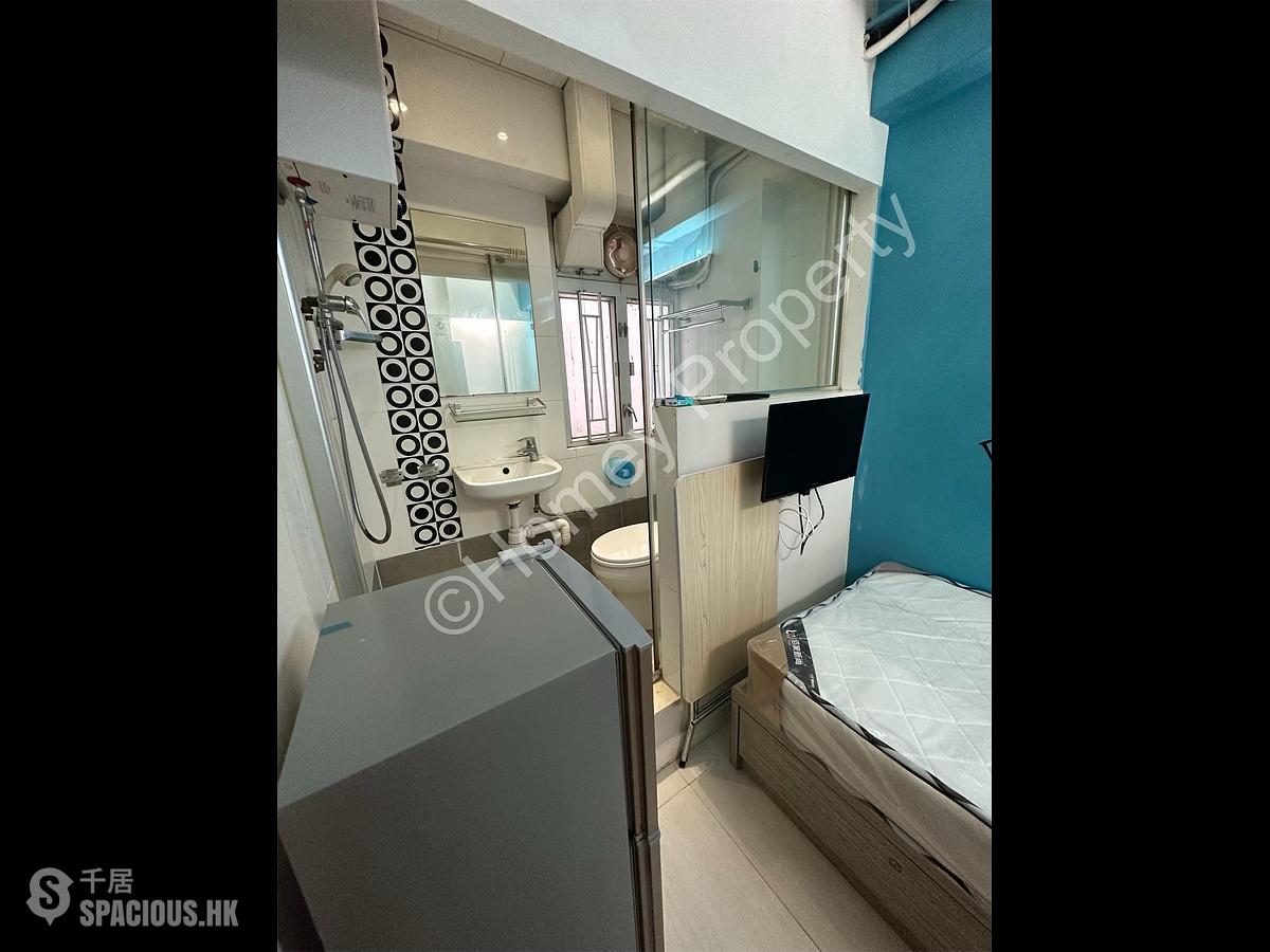 Tsim Sha Tsui - 9-11A, Lock Road 01
