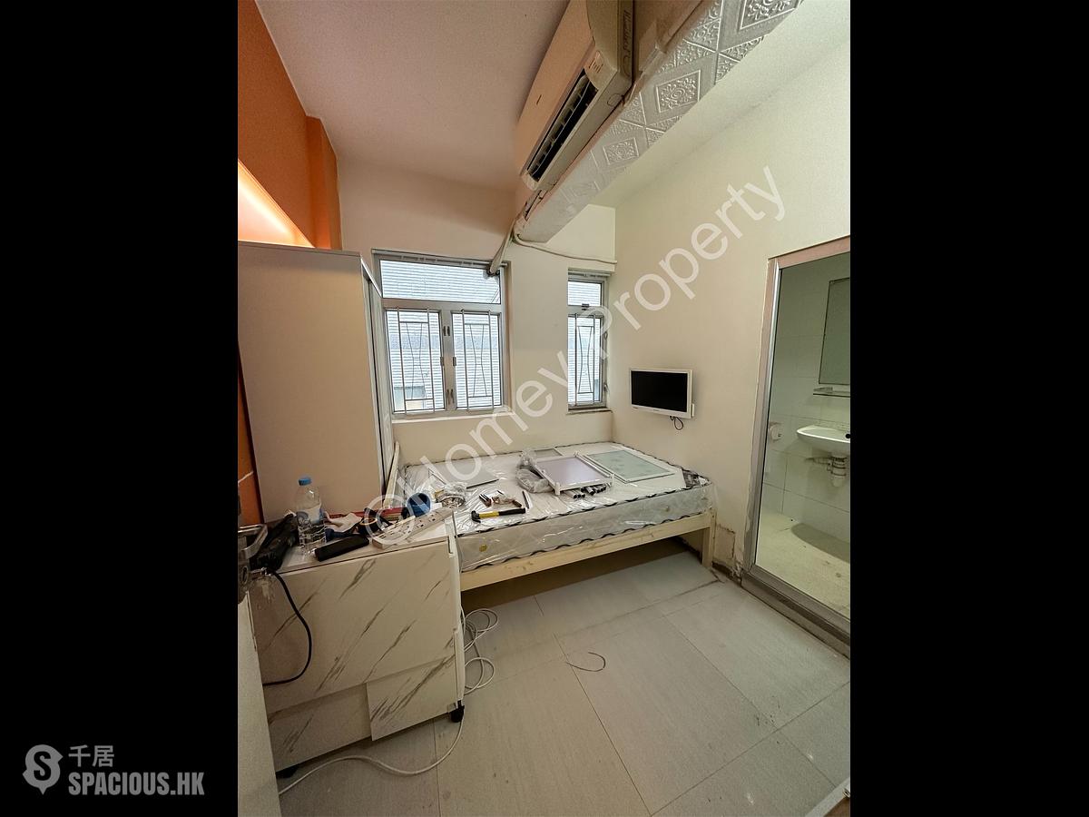 Tsim Sha Tsui - 9-11A, Lock Road 01
