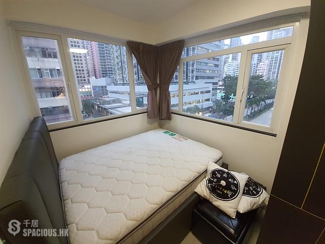 Wan Chai - Main Pole House 01