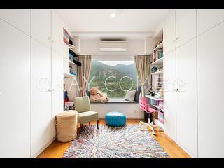 Pok Fu Lam - Woodbury Court 13