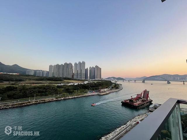 Tseung Kwan O - Monterey Block 9A 01