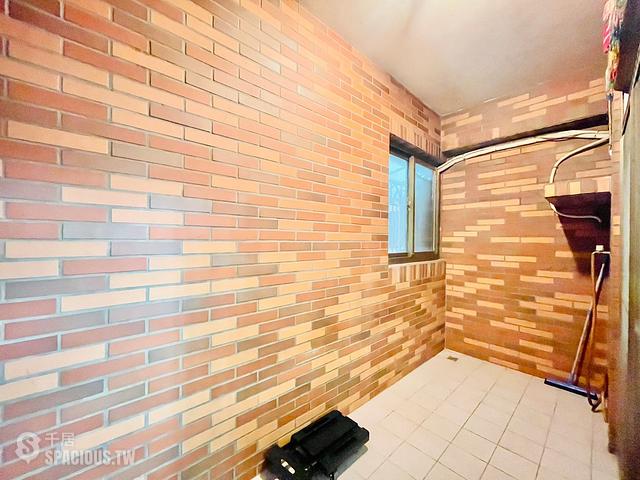 Sanchong - No. XXX, Renyi St, Sanchong District, New Taipei City, Taiwan 241 01