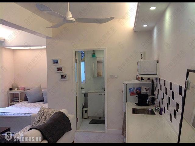 Central - 1-9, Graham Street 01