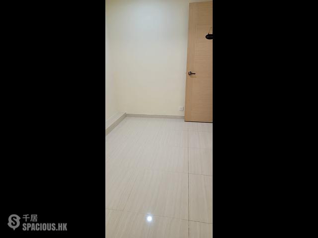 Sai Ying Pun - 20, Third Street 01
