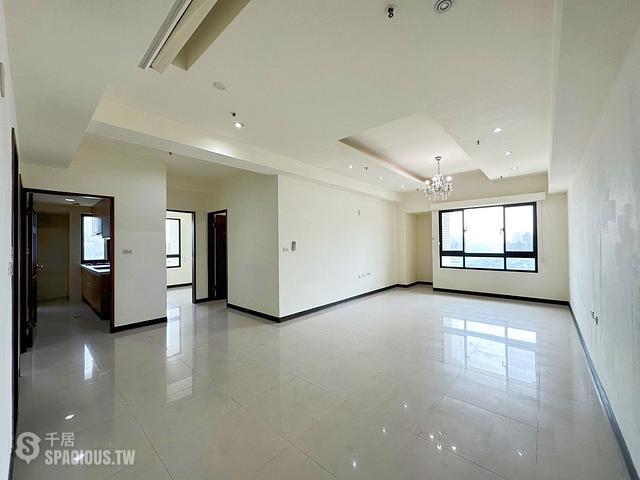 Tamsui - No. XXX-320, Section 1, Binhai Rd, Tamsui District, New Taipei City, Taiwan 251 01