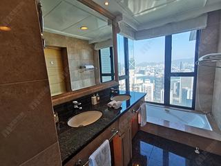 Mid Levels Central - The Harbourview 17