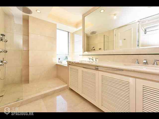 Repulse Bay - Overbays 02