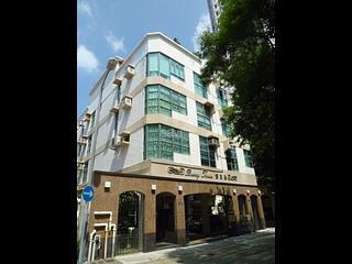 Pok Fu Lam - Bisney Terrace 02