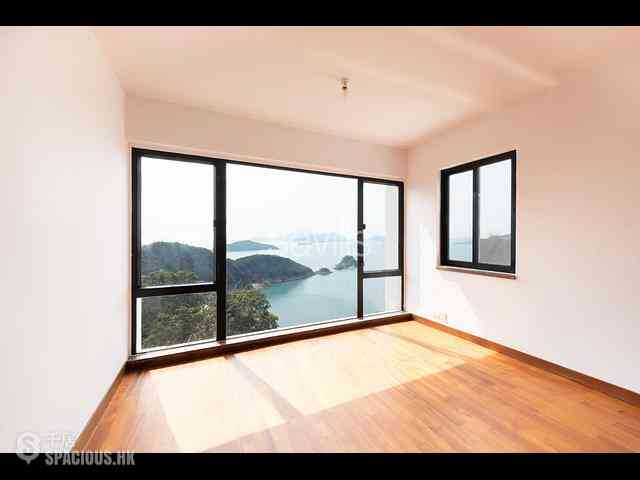 Repulse Bay - 5, Headland Road 02