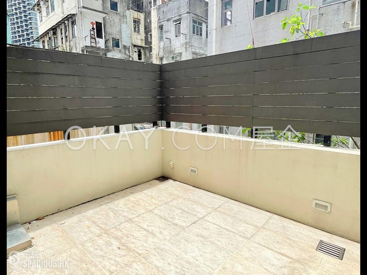 Sai Ying Pun - 345, Queen's Road West 01