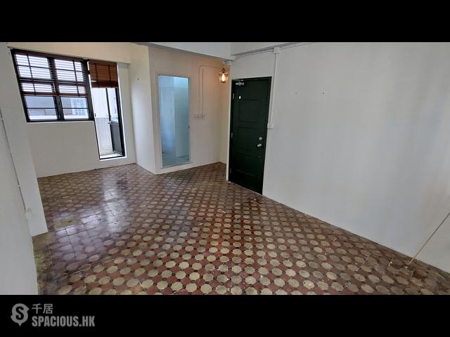 Soho - 11, Wing Lee Street 01