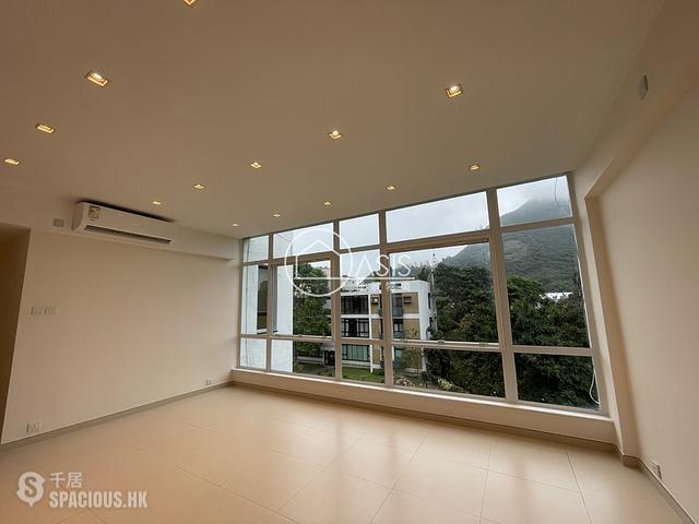 Shouson Hill - Country Villa 01