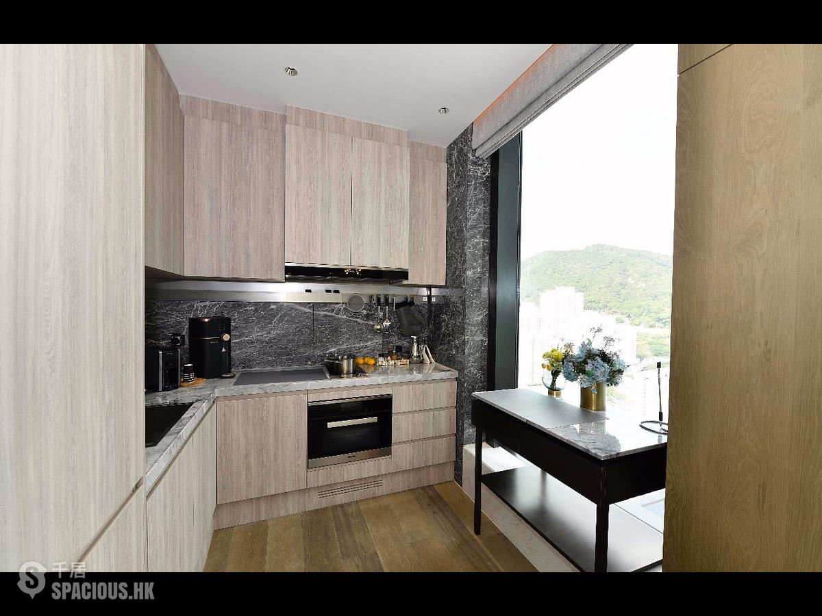 Cheung Sha Wan - The Vertex 01