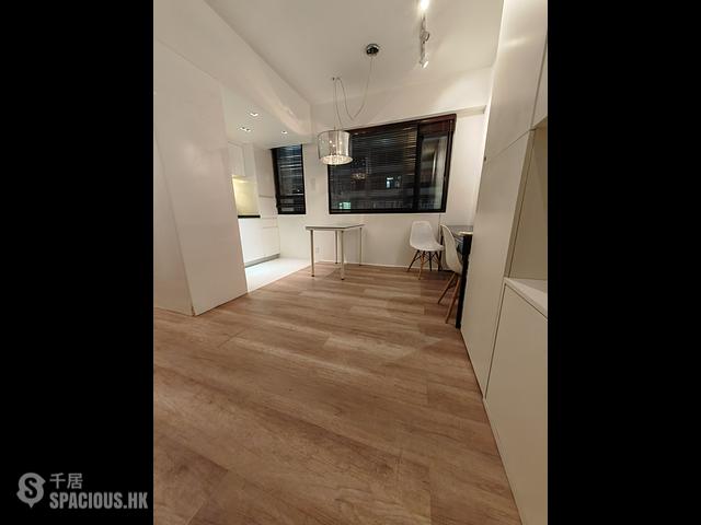 Wan Chai - Lucky House 01