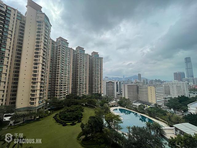 Yau Ma Tei - Parc Palais Block 8 01