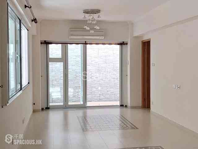 Tai Hang - 5, Yik Kwan Avenue 01