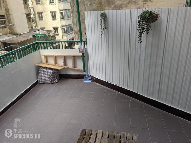 Sai Ying Pun - Cheong Wing Court 01