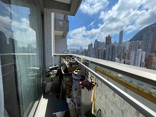 Sai Ying Pun - Island Crest 03