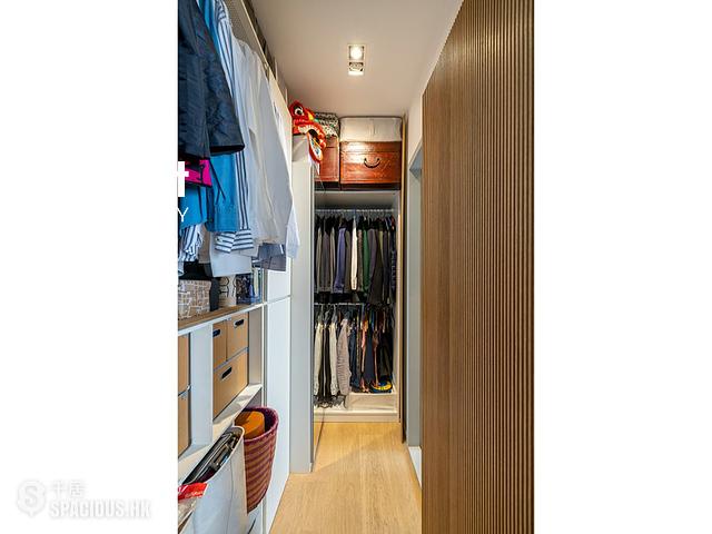 Pok Fu Lam - Consort Villas 15