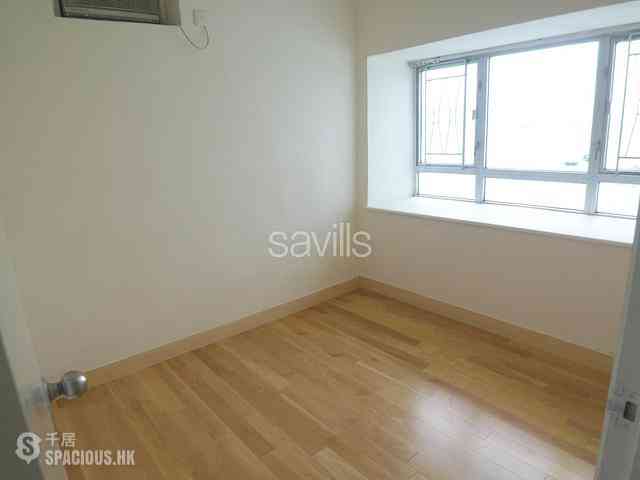 Ap Lei Chau - South Horizons Phase 2 Yee Lai Court (Block 10) 08