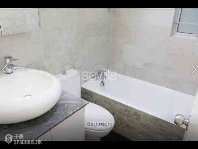 Ap Lei Chau - South Horizons Phase 2 Yee Lai Court (Block 10) 05