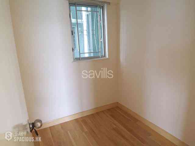 Ap Lei Chau - South Horizons Phase 2 Yee Lai Court (Block 10) 07