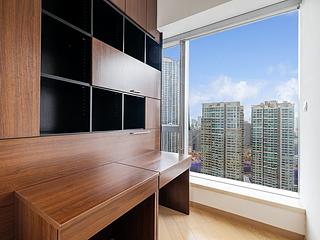 West Kowloon - The Cullinan (Tower 21 Zone 5 Star Sky) 07