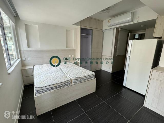 Sai Ying Pun - 188-190, Queen's Road West 01