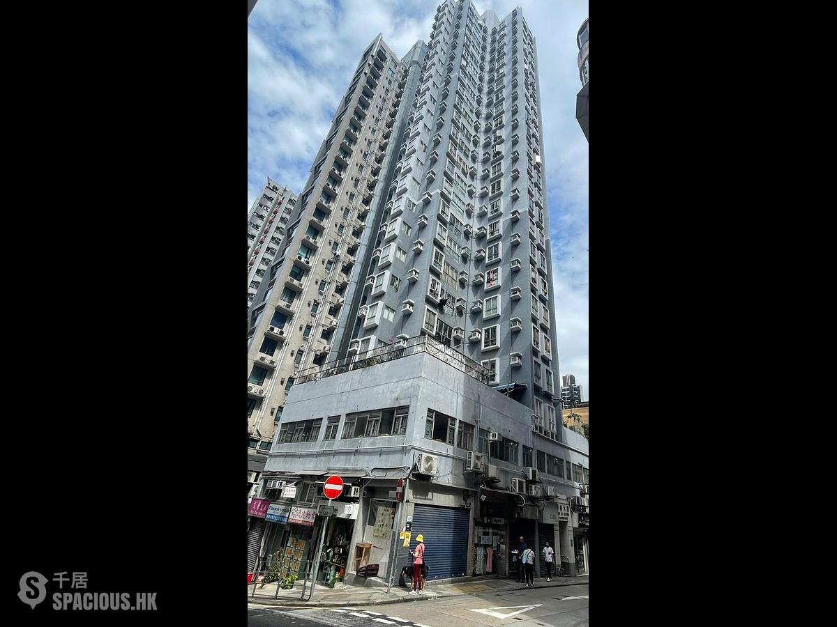 Sai Ying Pun - Shun Tai Building 01