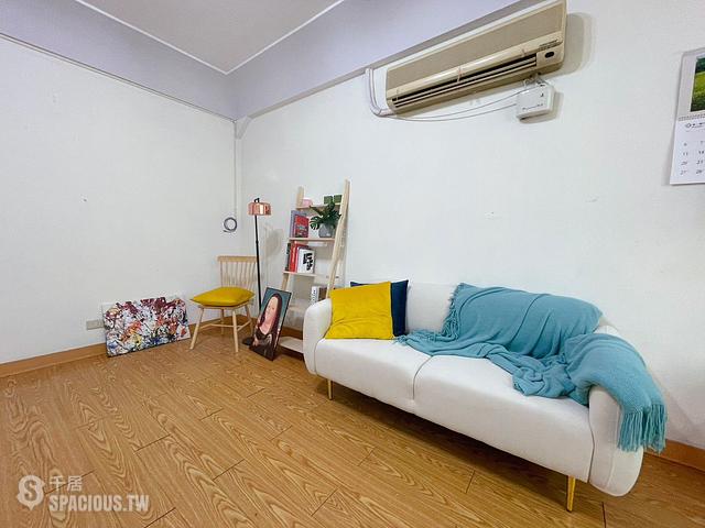 Sanchong - No. XX, Lane 35, Zhengde St, Sanchong District, New Taipei City, Taiwan 241 01