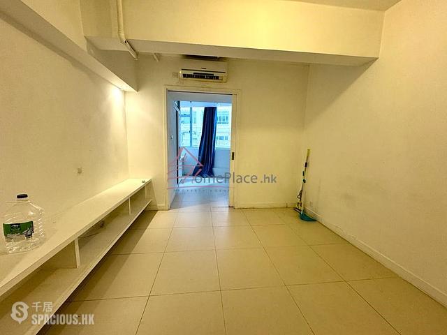 Sheung Wan - 103-105 Jervois Street 01