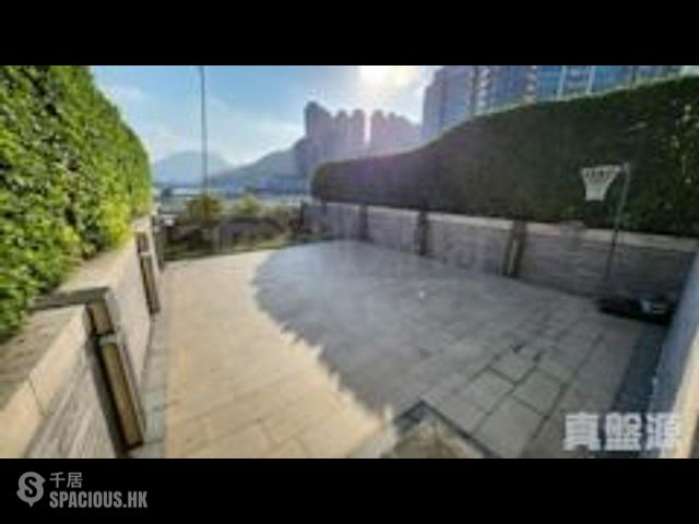Tseung Kwan O - The Wings Ocean Wings Block 3 01