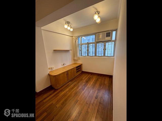 Wan Chai - Yuk Chun House 01