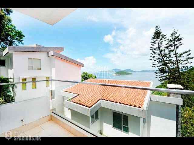 Chung Hom Kok - Horizon Lodge 01