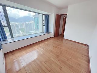 Tung Chung - Seaview Crescent 03