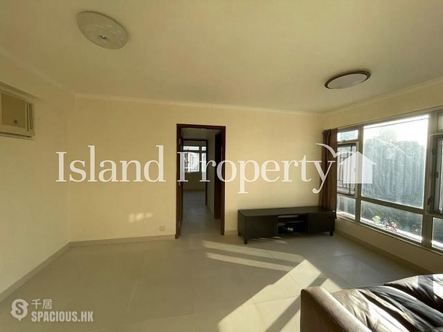 Sai Wan Ho - Lei King Wan Sites B Block 8 Yat Wah Mansion 01