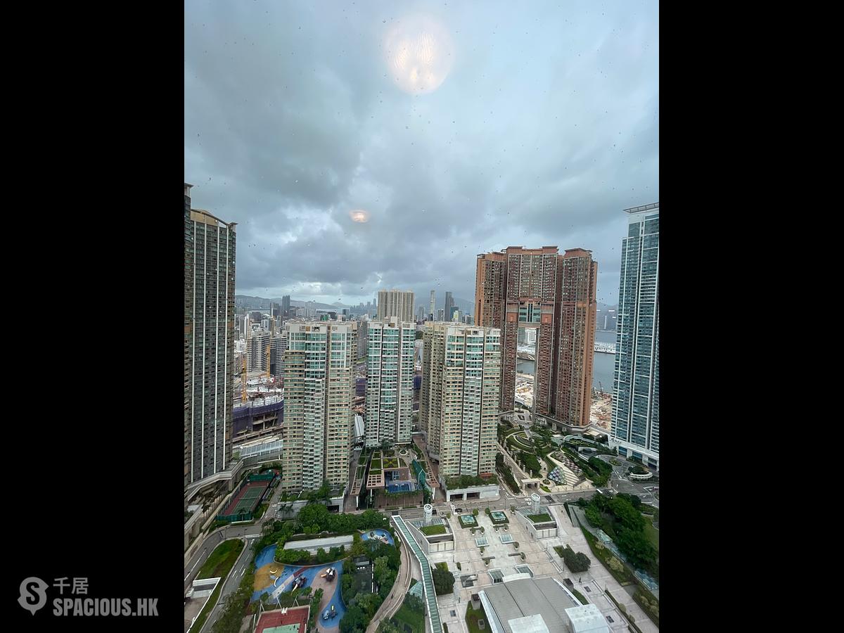 West Kowloon - The Waterfront Phase 1 Block 1 01