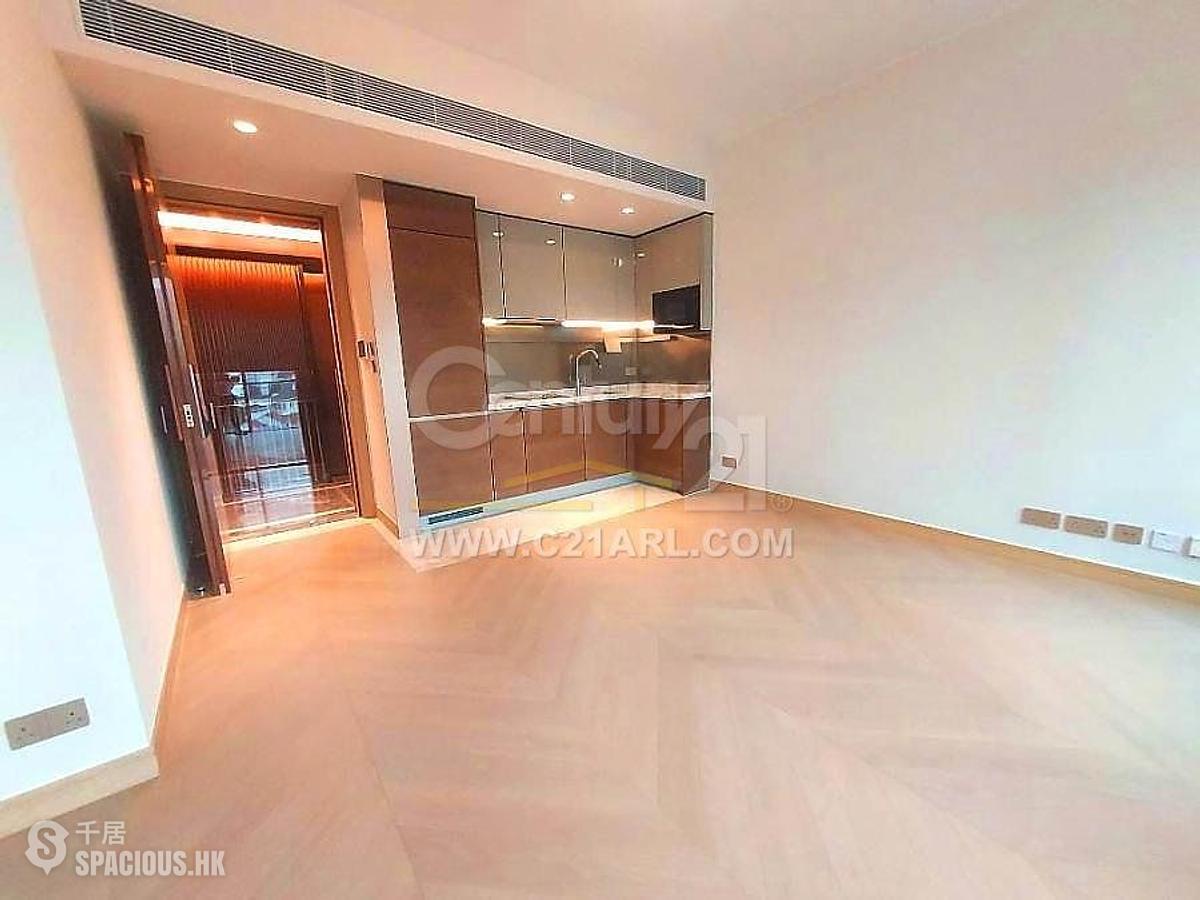 Mid Levels Central - 22A, Kennedy Road 01