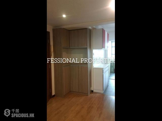 Happy Valley - 38-42, Yik Yam Street 01