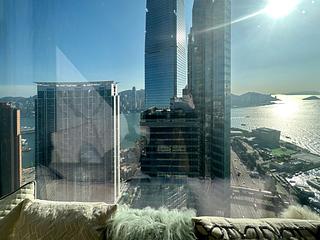 West Kowloon - The Cullinan (Tower 21 Zone 3 Royal Sky) 09