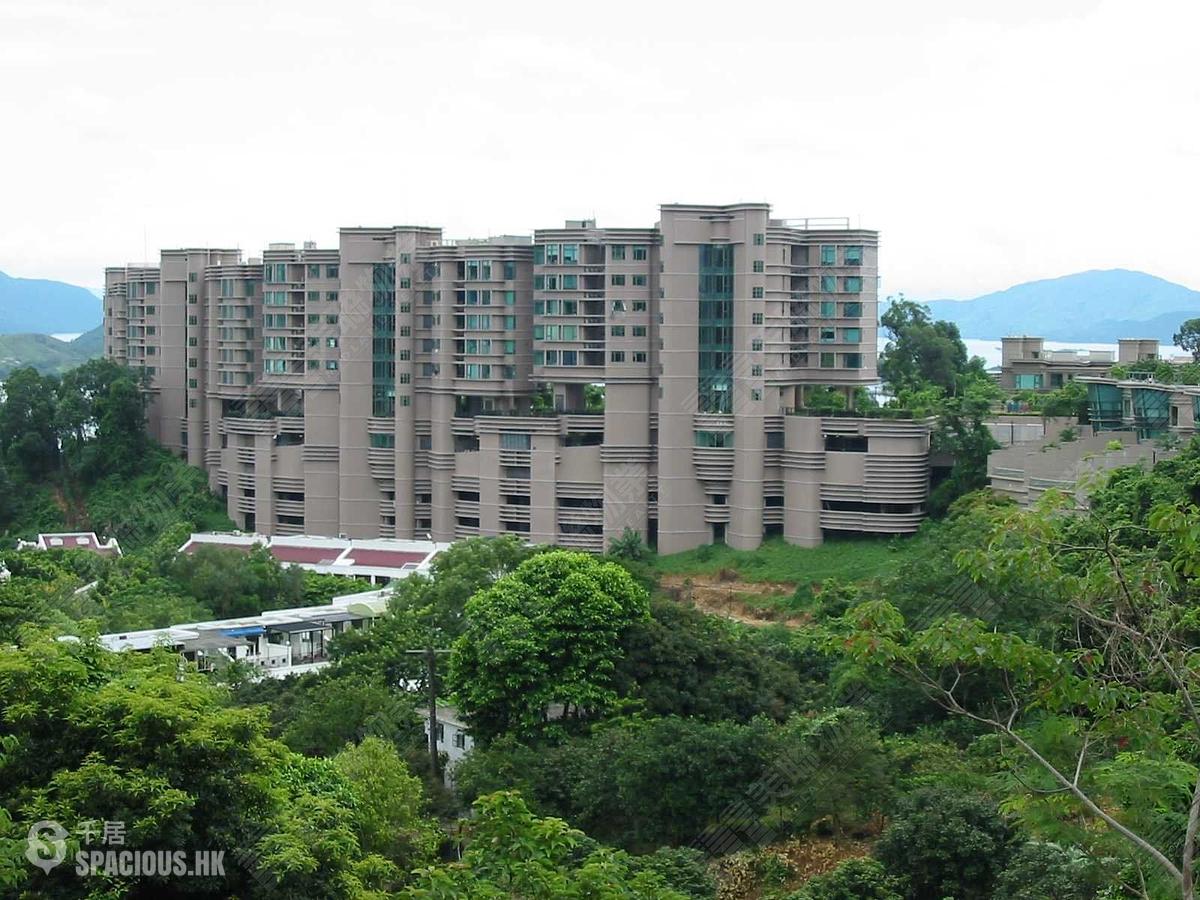 Tai Po Kau - Deerhill Bay Deerhill Tower Block 2 01