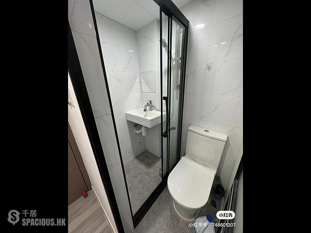 Wan Chai - 259, Queen's Road East 01