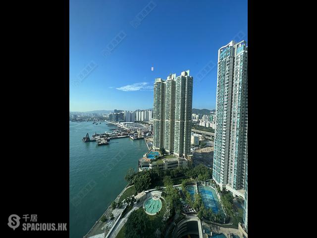 Tai Kok Tsui - The Long Beach Tower 2 01