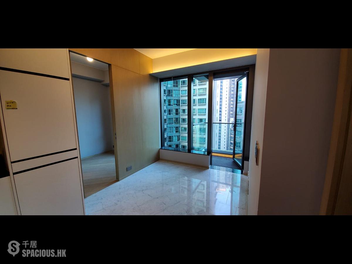 Mid Levels Central - The Richmond 01