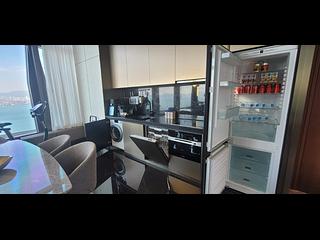 Shek Tong Tsui - One-Eight-One Hotel & Serviced Residences 09