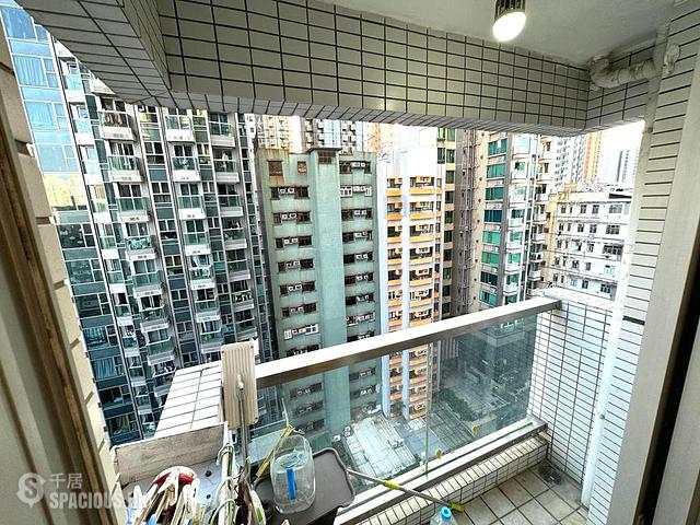 Sham Shui Po - City Regalia 01