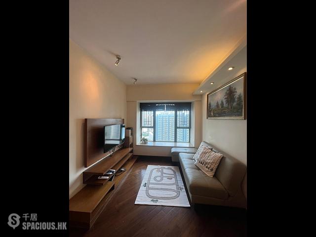 Tai Kok Tsui - Park Avenue Phase 1 Block 8 01