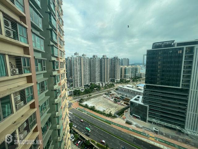 Tseung Kwan O - Park Central Phase 2 Block 3 01