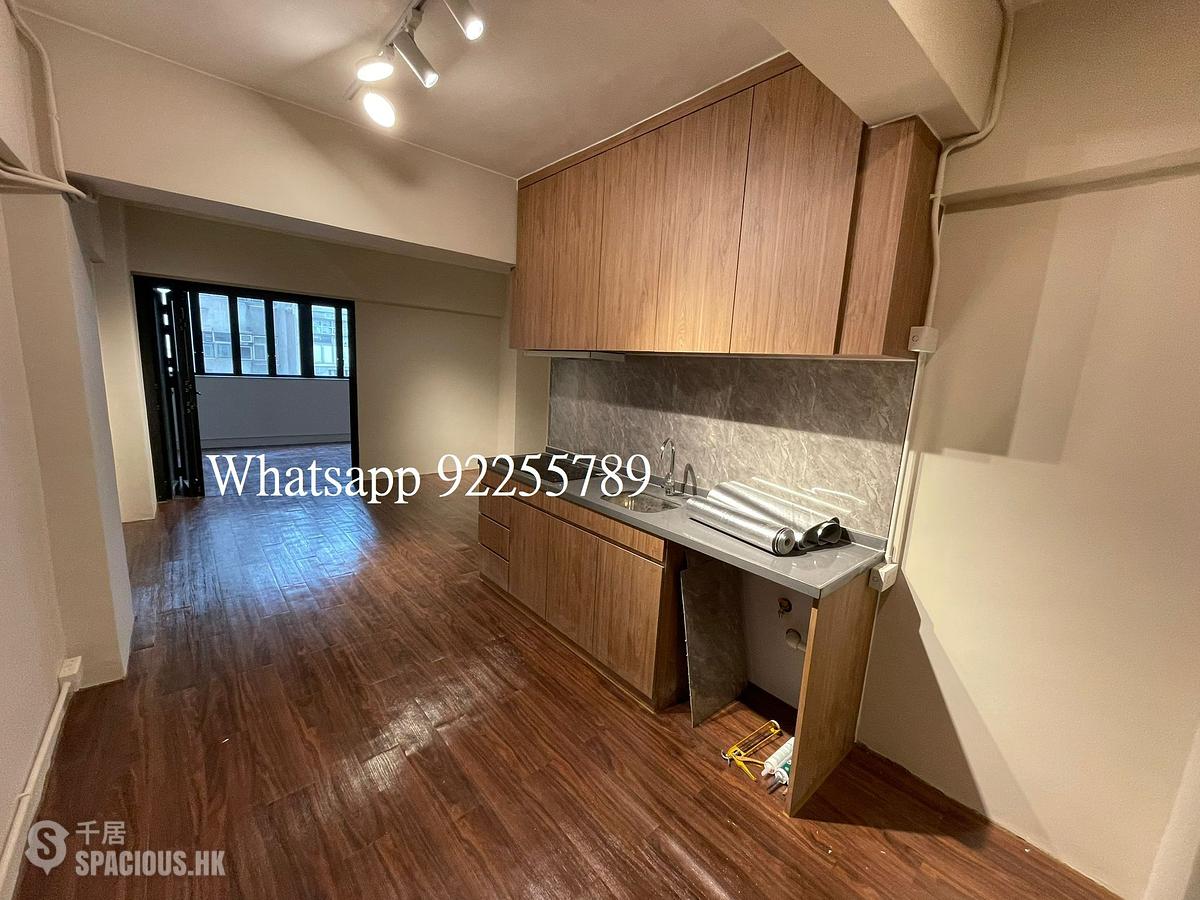 Sai Ying Pun - 230-232, Des Voeux Road West 01